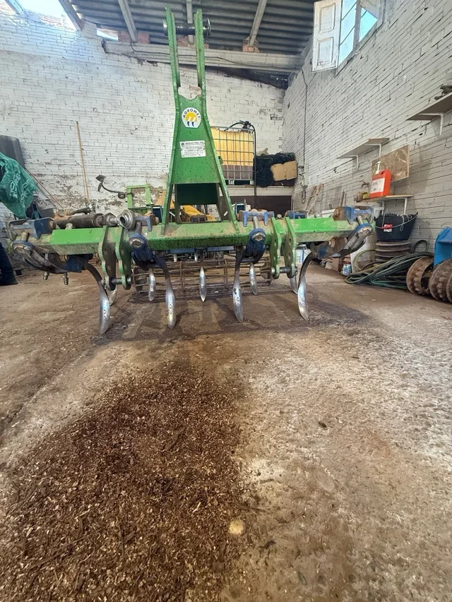 Cultivador/Arado 9 Brazos Agromet