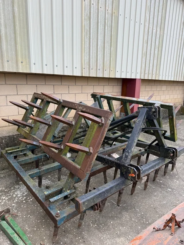 Rastra Cultivador Plegable Hidráulica