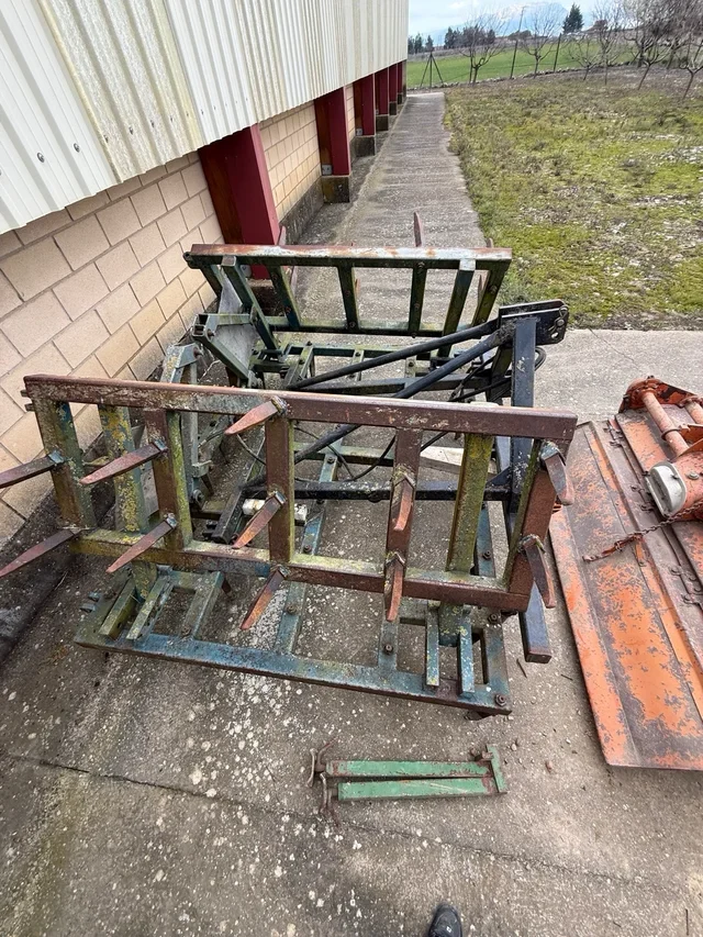 Rastra Cultivador Plegable Hidráulica