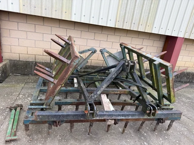 Rastra Cultivador Plegable Hidráulica